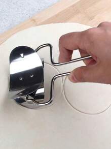 1 szt Stal Nierdzewna Wycinanie Ciasto do pierogów Narzędzia , Ciasto do pierogów Stal Nierdzewna Pleśń , Gotowanie Przyrządy cukiernicze , Ciasto Makaron Pieczenie Akcesorie , Chiński Kluska Wycinanie Maszyna , Stal Nierdzewna Ciasto Toczący się Wycinanie Maszyna , Okrągły Ciasto Ostrze Toczący się Kluska Opakowanie Maszyna Pleśń , Dom Kuchnia Narzędzia , Maszynka do robienia pierogów , 
Szczypta Kluska Spinacz , Forma Do Pierogów - Srebro - Zobacz 3