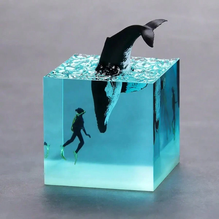 1pc Ocean Resin Whale | Killer Whale | White Whale | Shark | 5cm Cube Ornament | Twelve Zodiac Animal Whale | Birthday Gift | Bedside Table Decor | Night Light | Shark Decoration | Novel Valentine's Day Gift For Bedroom | Ocean Whale Crystal Resin Light Decoration, Some Parts Random Pattern - Multicolor - View 1