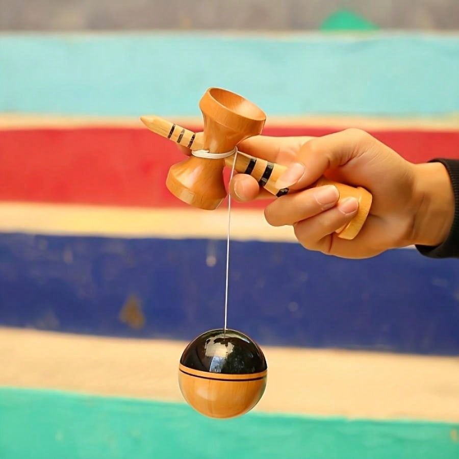 1pc Kendama Skill Ball, Outdoor Sport Ball, Professional Toy For Hand Coordination And Balance