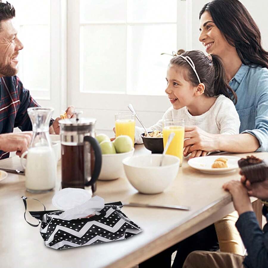 1pc Portable Handheld Wet Wipes Bag With Separated Storage Box For Baby