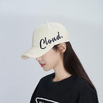 韓式女士棒球帽，浪漫休閒，翹臉扁帽，男女適用的春秋帽子和陣陣破洞看起來很時尚