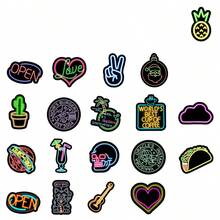 50入組霓虹塗鴉風格diy行李裝飾貼紙 - 彩色 - 查看 4