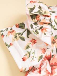 Conjunto de top de manga corta con dobladillo de encaje rosa y pantalón largo