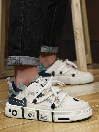 Herr Ny stil Slits Färg Trendig Och Mångsidig Enkel Skor , Bekvämt , Andas , Skridssäker Och Bär-Resistent Herr Platt Atletiska Skor Till våren Och Sommar