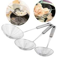 1pc Frying Filter Long Handle Stainless Steel Filter Colander French Fries Colander Kitchen Fried Net Sieve Spoon Foods Sifter - Silver - View 1