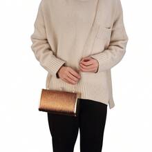 配金屬框架的女款晚宴手袋，零錢包，肩背包，適合婚禮、派對、雞尾酒、新娘等場合 - 咖啡棕 - 查看 2