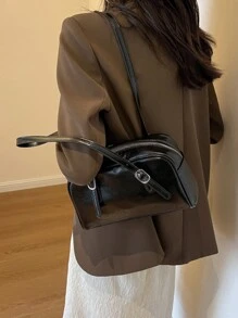 女士时尚简约风格单肩包，采用上蜡油亮牛皮制成，时尚日式包 - 黑色 - 查看 3