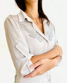 CHEMISE VESTIDO ACETINADO C/ PEDRARIAS GELO