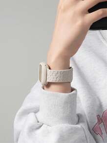 2 件套：1 件豹纹硅胶表带 + 1 件硅胶保护壳，适用于 Apple Watch