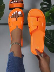 Women's Thick-Soled Sandals, Summer New Round Toe Flat-Soled Outside Wearing Beach Casual Slippers