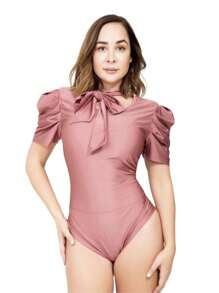 Body Suit Satinado Top Body Strech Manga Corta Cuello Redondo con Cintas Decorativas - Rosa - Ver 1