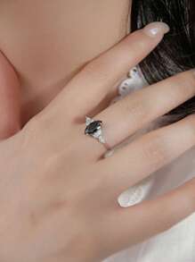 1peça Anel elegante prata esterlina 925 preto oval strass prata para mulheres para festa de formatura banquete
