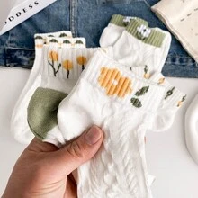 5 Mùa hè Vớ Của phụ nữ Thoáng khí Thể thao Ngắn Vớ Của phụ nữ Thời trang Ánh sáng Miệng Gầy Vớ Màu xanh lá Tươi Hoa Vớ hình thuyền Cô gái Vớ vô hình - Nhiều màu - Xem 6