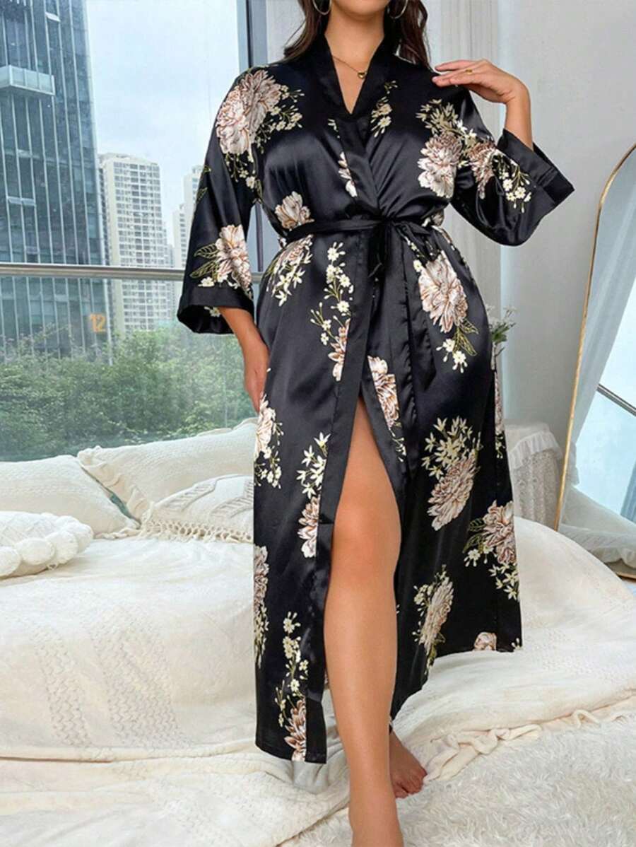 Plus Size Women's Fashionable Casual Loose Floral Printed Bathrobe