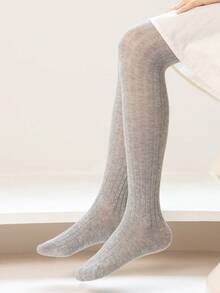 1條女童灰色束口透氣褲襪,親膚舒適彈性底襪,適合日常穿著和裙子搭配