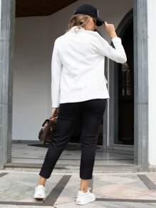 Blazer Feminino Longo Alfaiataria Manga Longa Bolsos Falsos Sem Botão - Off - Visão 2