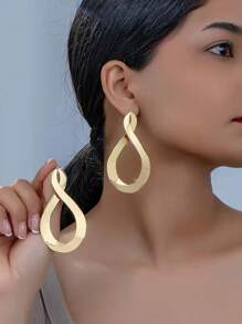 1pair Fashion  Metal Geometric Twisted Drop Earrings