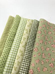 6 pièces Tissu imprimé vert pour faire des vêtements de poupée fait maison