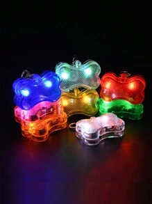 带登山扣的亮光LED项圈灯吊坠，用于夜间保障猫狗安全，闪光宠物铭牌用品 - 紅色 - 查看 2