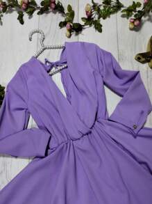 Romper Estilo Vestido con Escote en V y Cintura Elástica - Comodidad y Elegancia" - Lila Púrpura - Ver 8