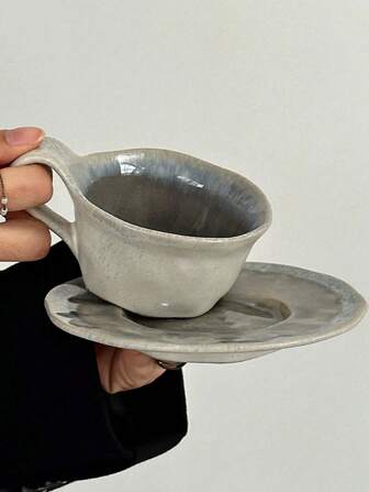 1 st Crackle Glaze keramisk kopp & fatset/1 st Crackle Glaze keramisk sked, rynkad mattgrå kopp i vintage japansk stil, Lämplig för Afternoon Tea, Frukost, Dessert, Latte, Kafferörssked, För Hem, Kontor, Restaurang