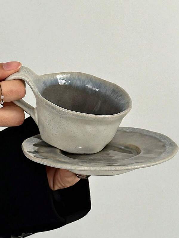 1 Stück Keramik Tasse & Unterteller Set mit Krakelee-Glasur / 1 Stück Keramik Löffel mit Krakelee-Glasur, japanischer Vintage Stil zerknitternde matte graue Tasse & Unterteller, geeignet für Nachmittagstee, Frühstück, Dessert, Latte, Kaffee Rührlöffel, für Zuhause, Büro, Restaurant