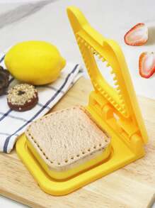 1pc Stainless Steel Bread Cutter, Sandwich Mold, Toast Pocket Bread Tool, Embossed Toast Cutter - Red - View 11