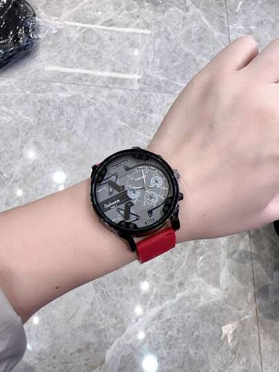 Personalized Big Dial Quartz Movement Wrist Watch With Silicone Strap, Unisex