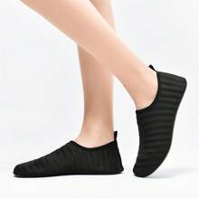 Chaussures À Semelle Souple Pour Femmes Pour La Plage Extérieure, Chaussures D'eau Pieds Nus Pour Surf, Plongée, Natation, Entraînements En Salle, Yoga, Saut À La Corde, Course À Pied, Chaussures De Sport Professionnelles - Multicolore - Voir 5