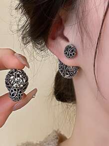 1pair Vintage Hollow Out Flower Pattern Dual-Purpose Earrings For Women, Chic & Versatile Hollow Ball Stud Earrings, Fashionable & Personalized Ear Jewelry - Ball Earrings - View 3