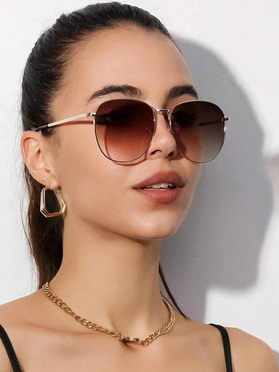 Gafas de moda de metal retro oversize, estilo clásico de aviador piloto, adecuadas para uso al aire libre, playa, casual, verano, vacaciones de verano, al aire libre, viajes - Dorado - Ver 1