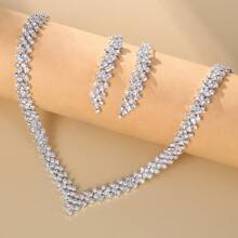 Simple & Fashionable Diamond Studded Accessories Set, Rhombus Shaped Pendant Necklace & Earrings For Women