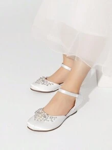 Girls Dress Shoes Toddler Little Big Girls Heels Low Wedge Pumps Hook-And-Loop Straps With Pearls Rhinestone For Flower Girl Princess Wedding Party,The Low Wedge Heel Is Set On A Slip-Resistant Outsole That Allows For Greater Stability And Balance. - trắng - Xem 2