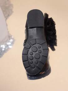 1 Paar Mädchen-pu-leder, Glänzende Oberfläche, Spitze, Blumendekoration, Modische, Vielseitige, Flache Schuhe Im Prinzessinnen-stil Für Frühling, Sommer, Herbst