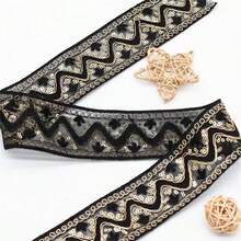 1入組帶有軟骨骼的款式刺繡飾邊,寬5.2公分,長900公分,尼龍蕾絲面料,適用於內衣、婚紗、裁縫等 - 黑色拼金 - 查看 2