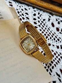 1 件法式復古風格金色錶盤石英銅錶帶女式腕錶,優雅、時尚、精緻、小巧,非常適合日常佩戴、晚宴等場合裝飾您的手腕 - 金色 - 查看 5