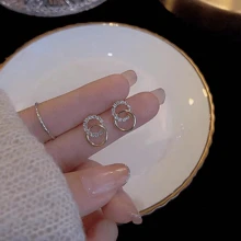 1 Par De Pendientes En Forma De Círculo Con Microincrustaciones De Diamantes De Imitación, Accesorios De Oreja Modernos Y Versátiles Para El Uso Diario De Las Mujeres - Dorado - Ver 4