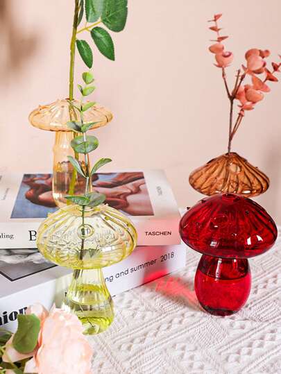 1pc Creative Mushroom Design Hydroponic Glass Flower Vase, Desktop Decorative Flower Arrangement Ornament, Aromatherapy Bottle Gifts Birthday Graduation Home Decor Room Decor Glass Vase