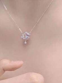 1 Collar De Estrella Iridiscente, Nueva Cadena De Clavícula De Moda De Sensación De Alta Calidad Para Mujeres En Verano