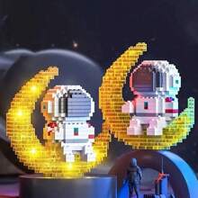 Small Particle Astronaut Building Blocks Toy- Creative Glowing Brick Blocks Decoration For Most Scene, Strengthen Hand-Made Ability, Christmas Gift Room Decoration