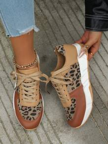 Maillard Cross-Border New Arrival Leopard Print Round Toe Low-Top Sneakers Large Size Sport Casual Flat Running Hiking Shoes