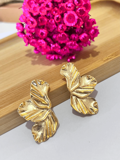 Imagem do produto Brinco feminino meia folha martelado folheado a ouro luxo elegante tendência da moda na loja Shein