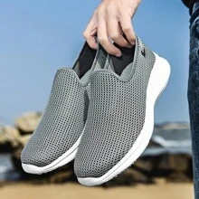 Zapatillas deportivas casuales para hombres con estilo nuevo de primavera/verano, zapatos cómodos de hombre sin cordones y livianos con acabado informal y transpirable - Gris - Ver 2