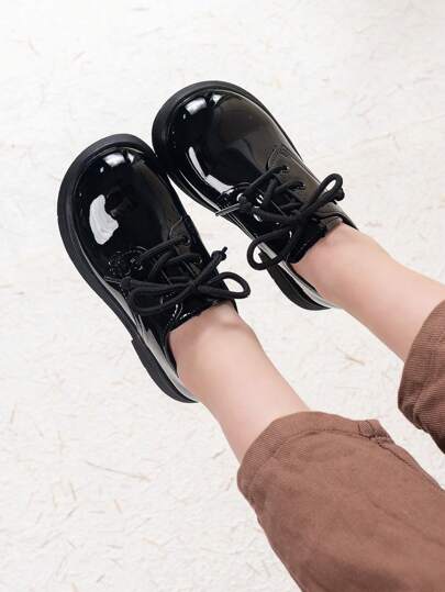 圓頭綁帶休閒平底鞋,適合兒童穿著,防滑幼兒皮鞋