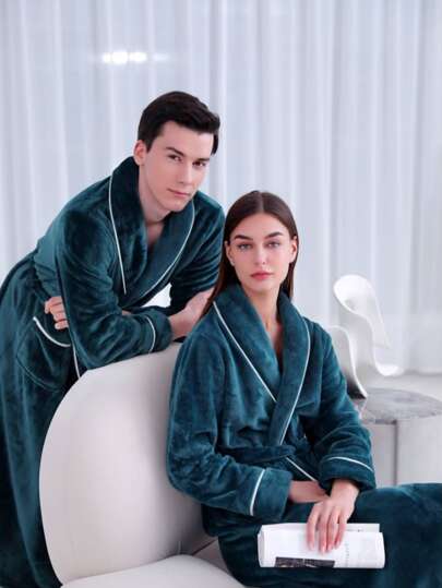 1pc Men's Thick Flannel Long Belted Robe, Contrast Color Shawl Collar Long Plush Bathrobe, Suitable For Couples, Autumn/Winter, For Fall Winter, Fluffy, Cozy
