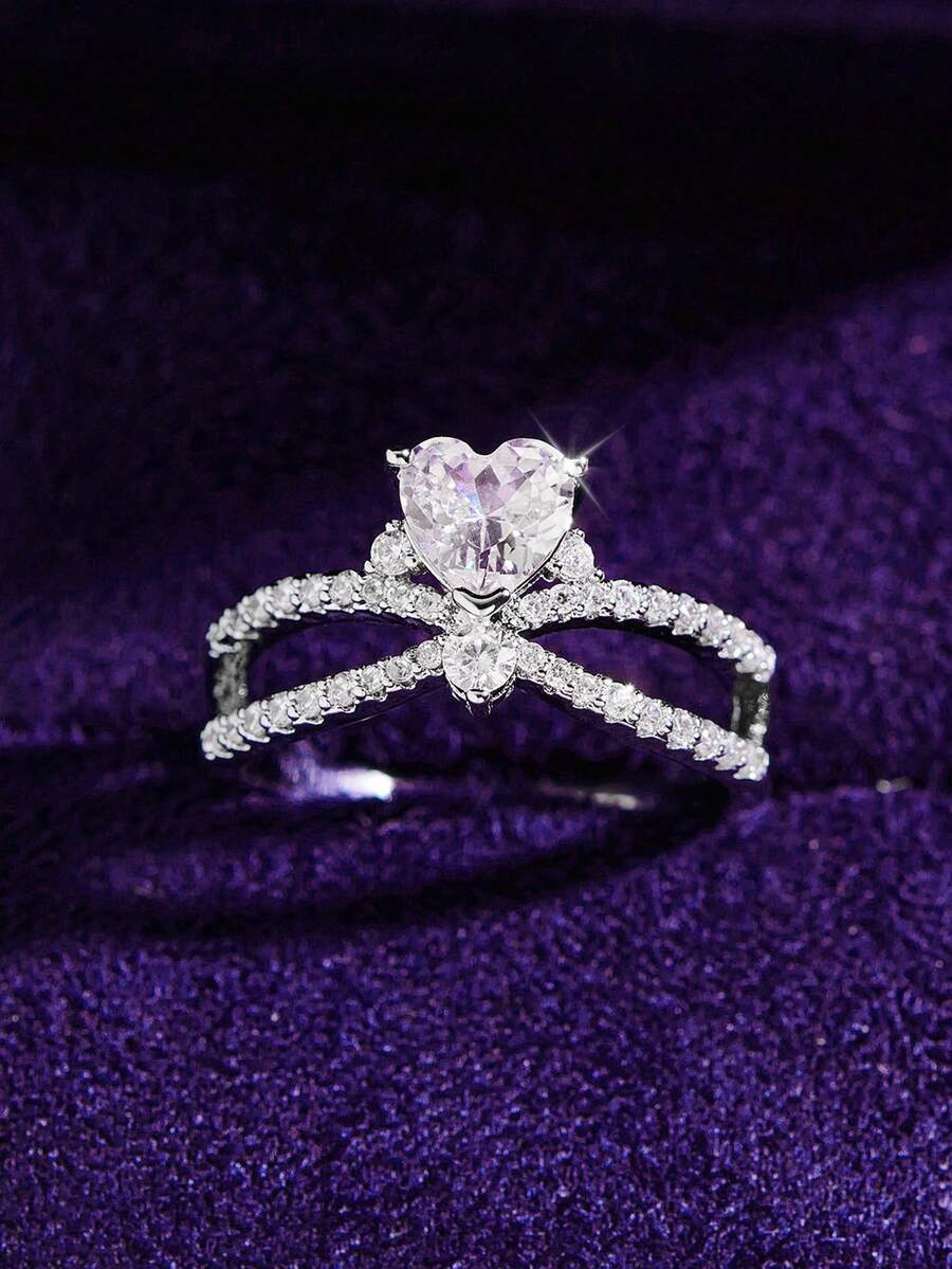 1 件华丽、时尚、创意、十字设计、高光泽、优雅、浪漫、心形方晶锆石戒指，情人节约会的最佳礼物 - 銀色 - 查看 1