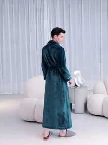 男士加厚法兰绒长款系带浴袍，撞色披肩领长款毛绒浴袍，适合情侣，秋冬季穿着，蓬松舒适