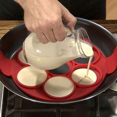 1 件圆形煎饼机：煎鸡蛋不粘烹饪工具和厨房烘焙配件