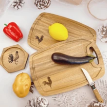 1入組實木雞標切割板，適用於廚房奶酪和熟食板，帶有滴水槽和手柄，有機木質切割板帶有滴水槽，適用於肉類和蔬菜，六角托盤適用於甜點，咖啡和飲料，裝飾托盤