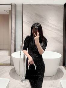 Moonlit Eve 包 1 件优雅仿珍珠天鹅绒晚宴手拿包，带链带，适合舞会、派对、礼服、婚礼，与新年服装完美搭配，与女士派对礼服完美搭配 - 黑色 - 查看 9